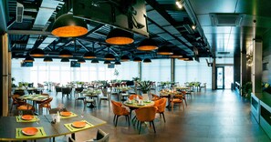 Dining - Favor Park Hotel (Kyiv)