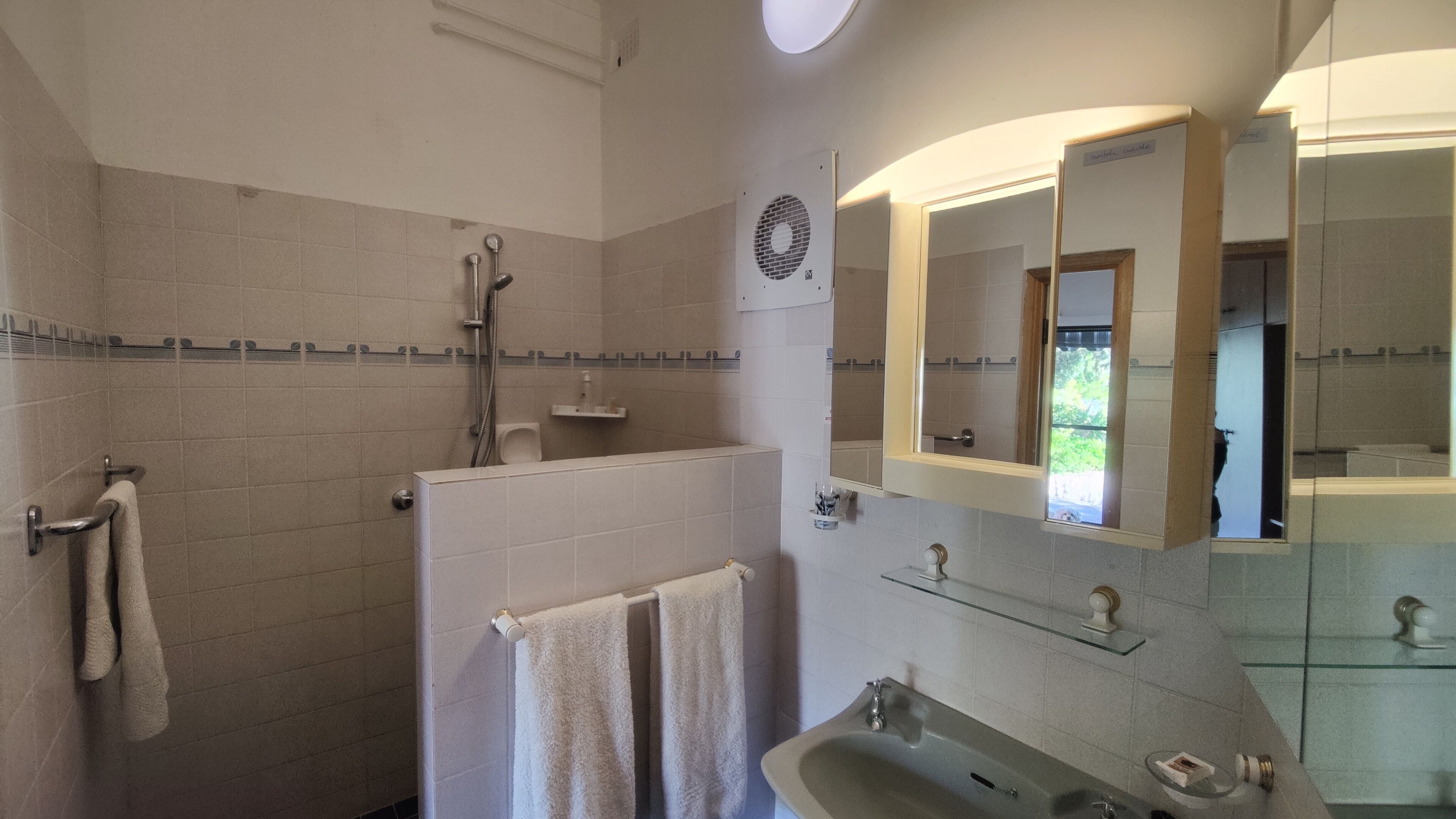 Maison Ambre Guesthouse