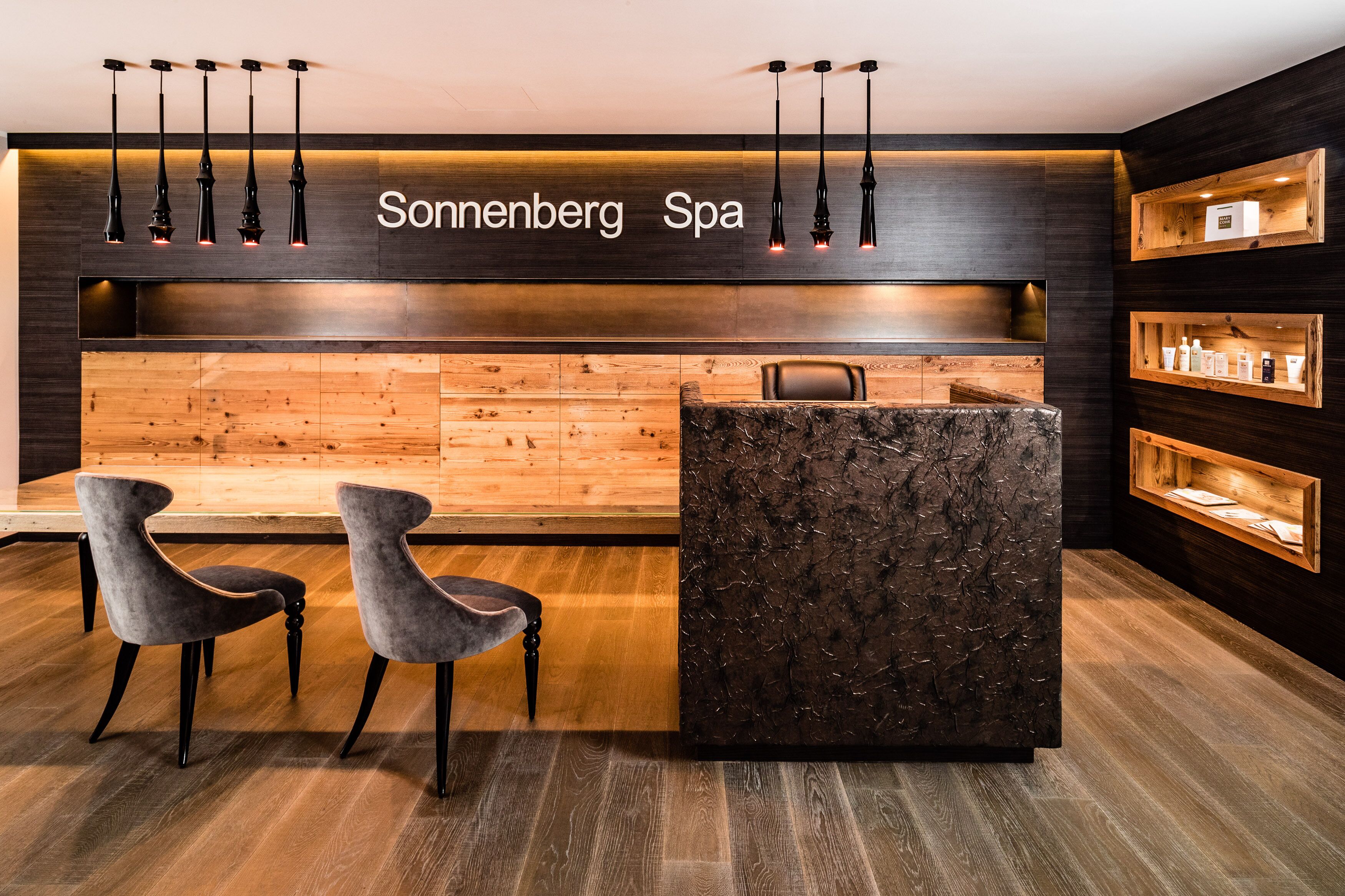 Espace de soins pour les couples, sauna, bain à remous, hammam