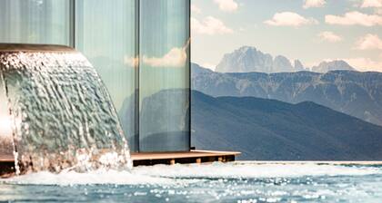 SONNENBERG | Panorama Dolomites Wellbeing