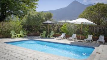 Outdoor pool, pool loungers