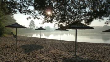 In Strandnähe, Liegestühle