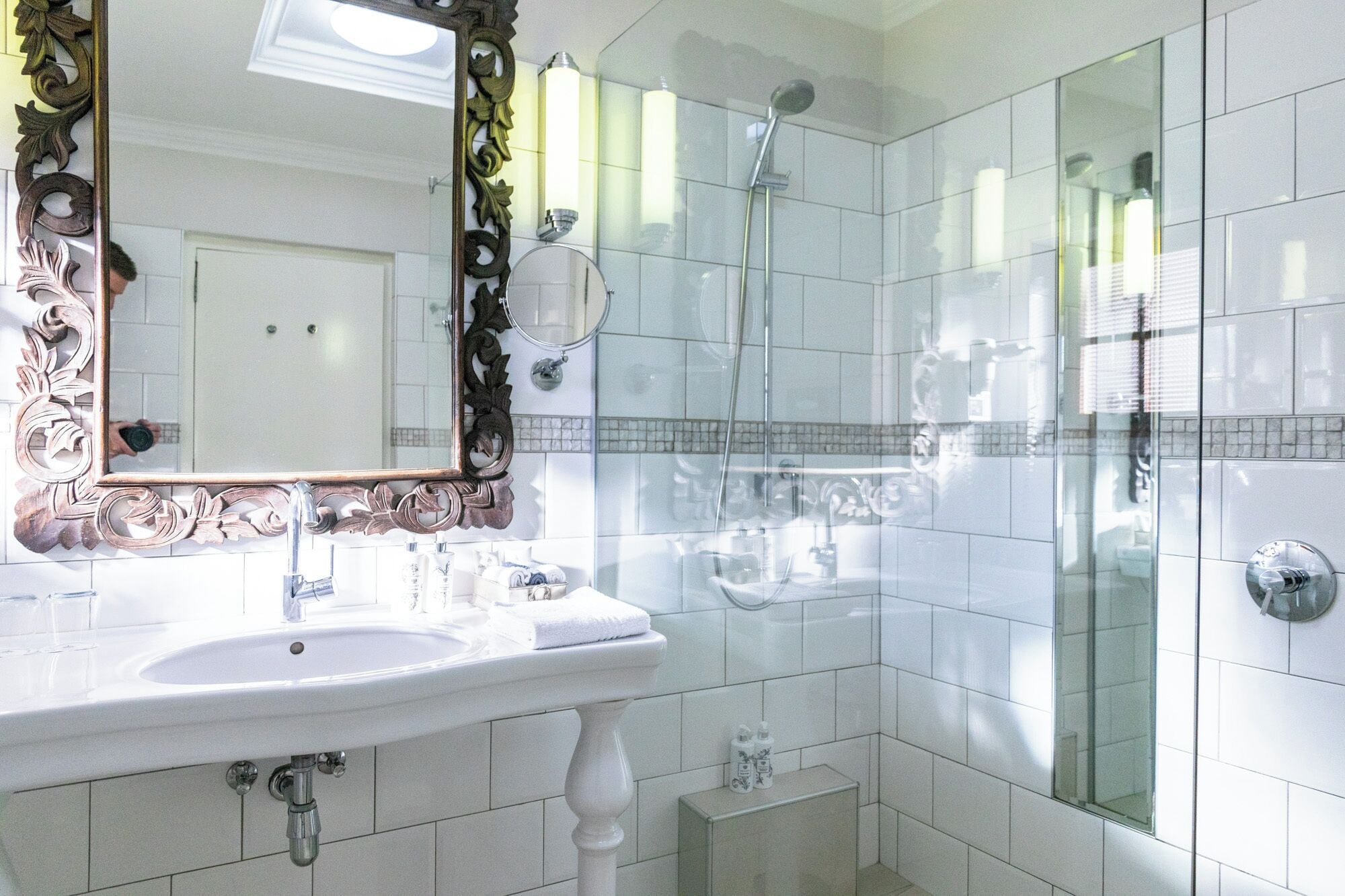 minibar, in-room safe, desk, travel cot