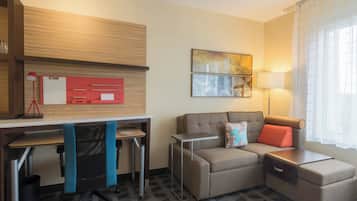 1 bedroom, desk, laptop workspace, blackout drapes