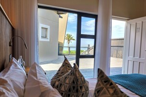 Twin Room (Partial Sea Facing) | In-room safe, desk, free WiFi, bed sheets