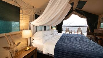 Classic-Zelt | Hochwertige Bettwaren, Zimmersafe, schallisolierte Zimmer, Bettwäsche