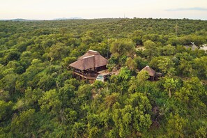 Front of property - Parsons Hilltop Safari Camp (Hoedspruit)
