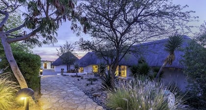 Trans Kalahari Inn