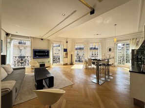 Flat-screen TV, video games, DVD player, table tennis