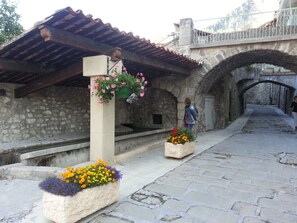 Enceinte de lâhĂ©bergement