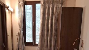 Dobbeltrom – superior | Strykejern/-brett, wi-fi (inkludert) og sengetøy
