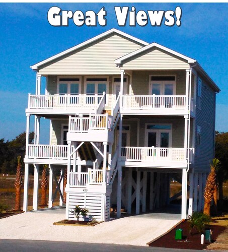 GREAT OCEAN VIEWS -- 5 Bedroom, 5.5 Bath, 2 Living Rooms