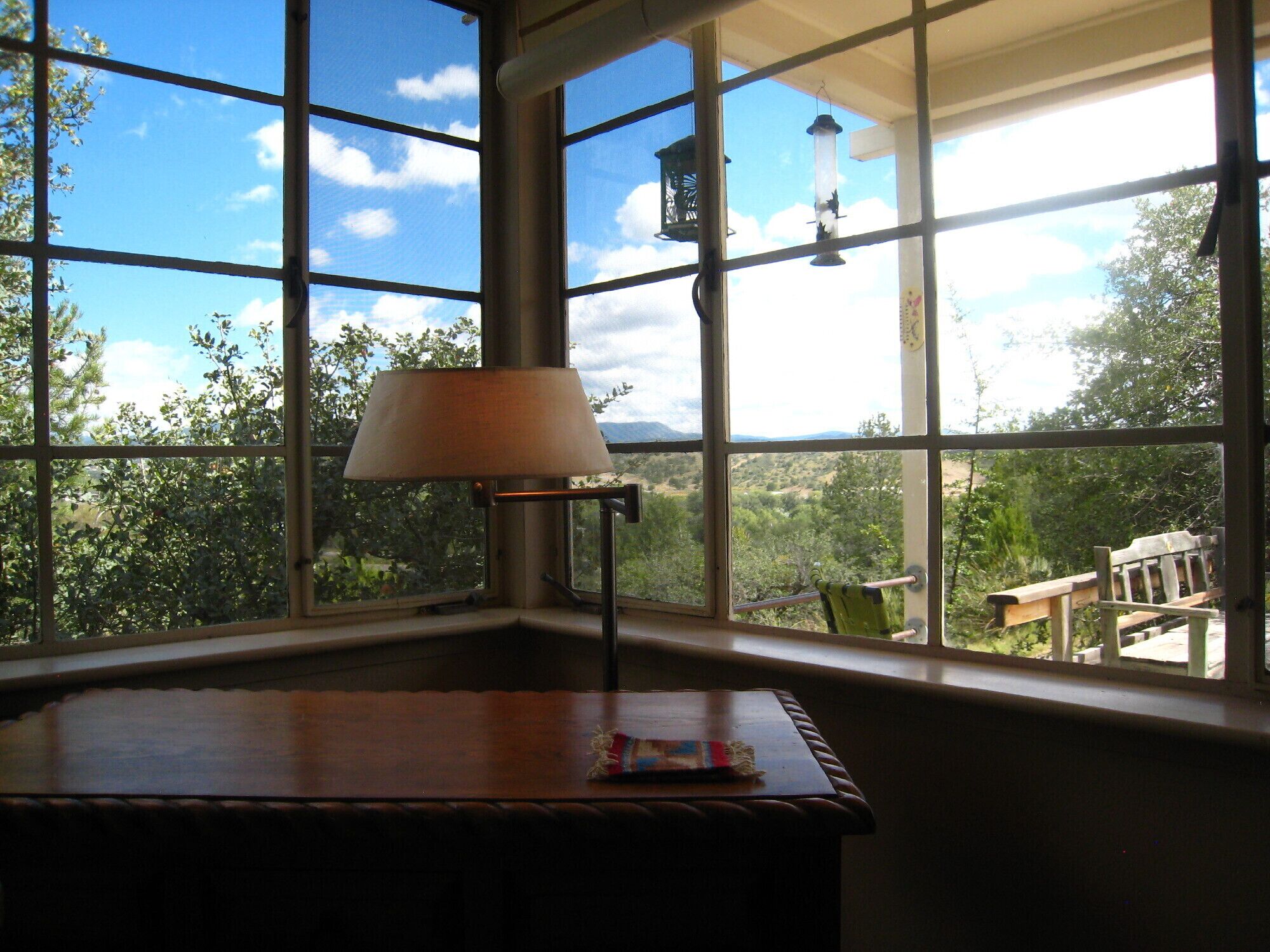 Classic Mid-Century Modern Cottage in the sky