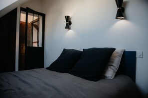 4 chambres, fer et planche à repasser, lit parapluie, Wi-Fi gratuit