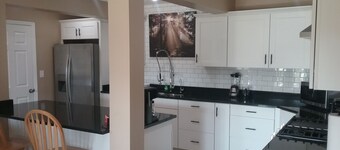 1 BR FULL KITCHEN starting at $99
MOUNTAIN VIEWS, PET FRIENDLY
on 4 ACRES!