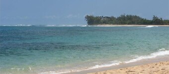 SUMMER SPECIALS AUG\SEPT! ONLY 3400/MONTH.  JUST STEPS TO SUNSET BEACH/BACKYARDS