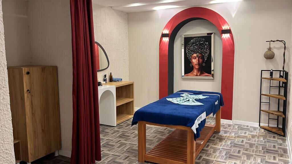 couples treatment room(s), sauna, steam room, turkish bath/hammam