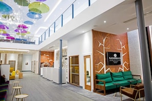 Interior - Sandman Signature Aberdeen Hotel & Spa (Aberdeen)