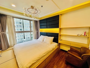 Family Apartment | Premium bedding, minibar, individually decorated, individually furnished - Scenic Valley Suite (Ho Chi Minh City)
