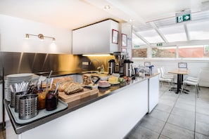 Breakfast buffet