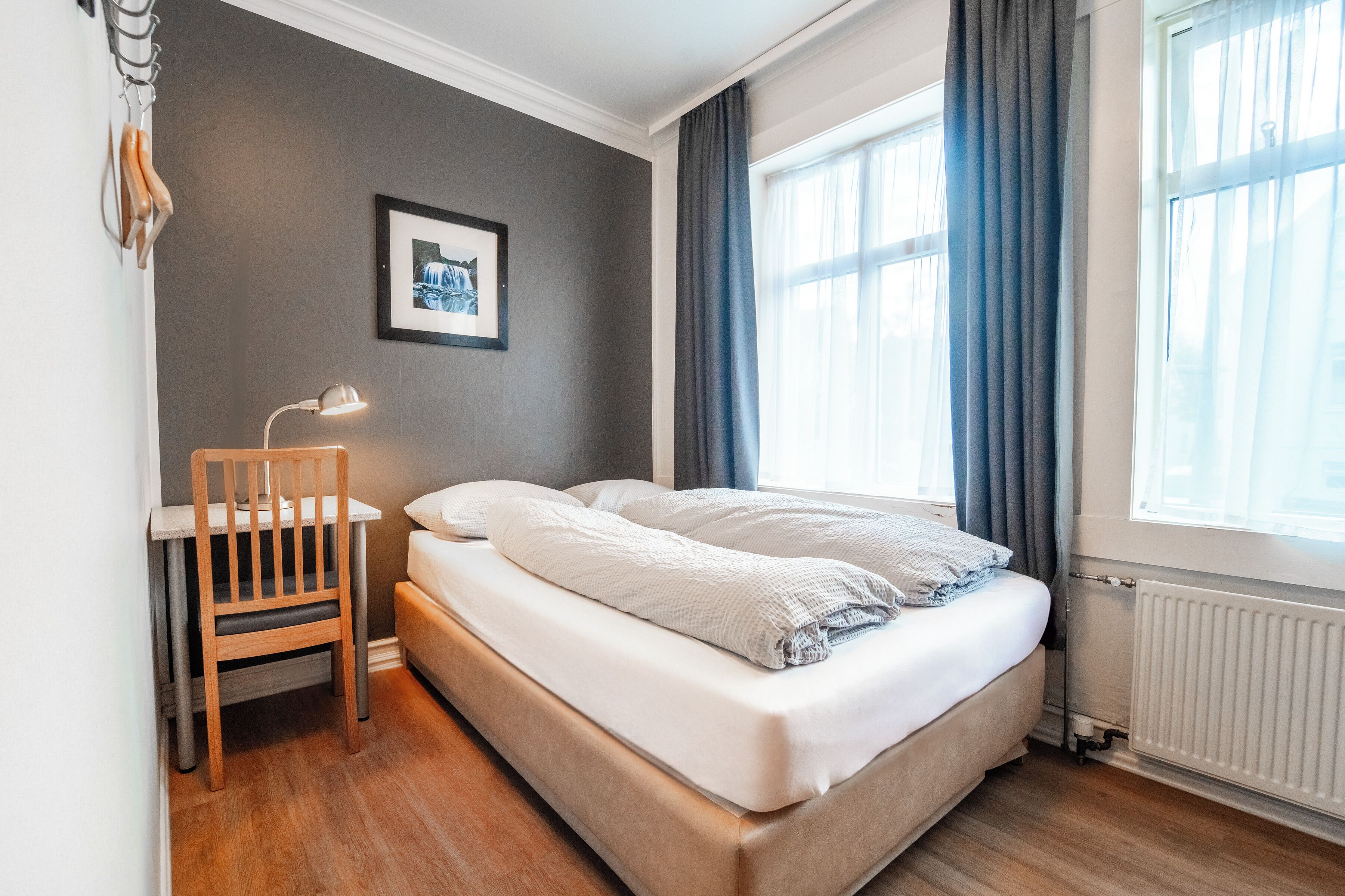 스탠다드 싱글룸, 공용 욕실 | 책상, 암막 커튼, 무료 WiFi, 침대 시트