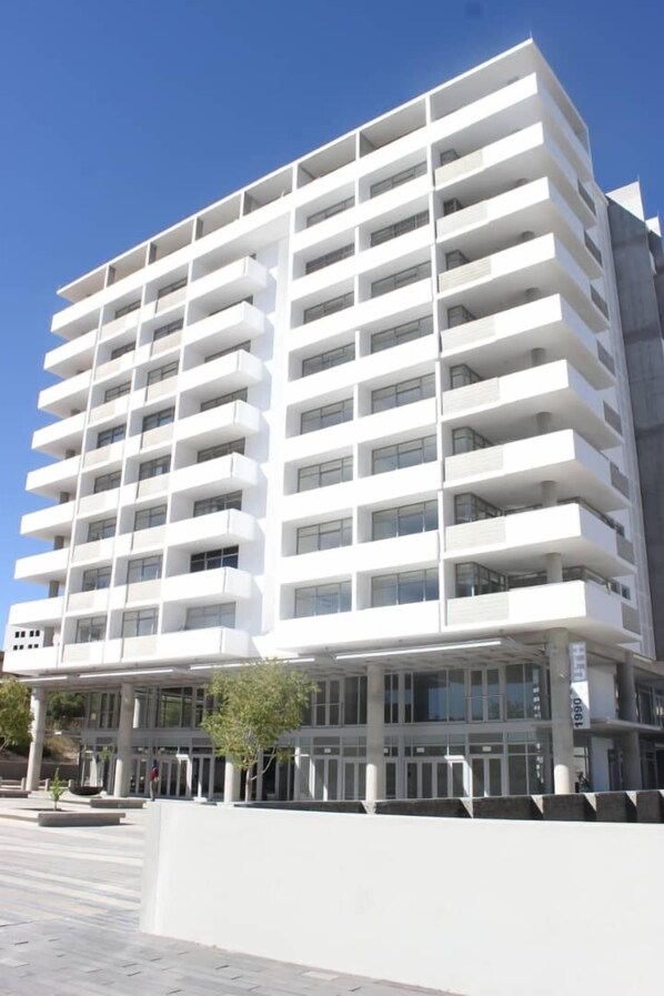 Front of property - Freedom Plaza Apartments (Windhoek)