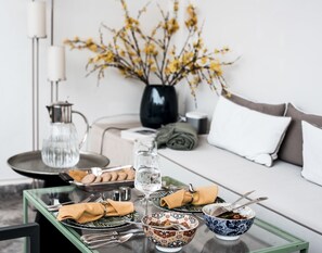 Spécialités Cuisine locale et internationale