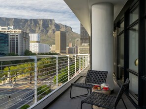 华丽公寓, 2 �间卧室, 阳台, 山景 | 露台