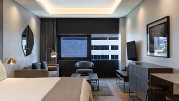 2 chambres, coffres-forts dans les chambres, fer et planche Ă  repasser