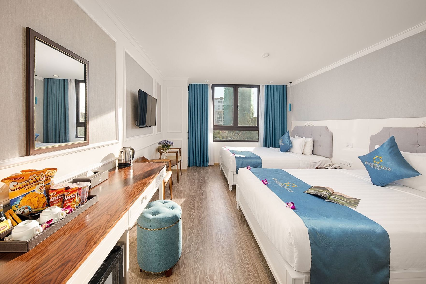Minibar, desk, soundproofing, free WiFi