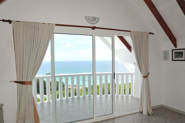 1 bedroom, in-room safe, iron/ironing board, rollaway beds