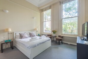 Lägenhet (2 Bedrooms) | 2 sovrum, sängtillbehör av högsta kvalitet och skrivbord