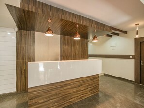 Lobby - OYO 12544 Varcity Twin Towers (Bengaluru)