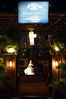 住宿正面 (夜晚)