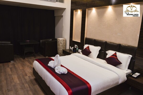 In-room safe, blackout curtains, soundproofing, free WiFi