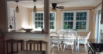 Summer Rental in Brewster, Walk to the ponds!