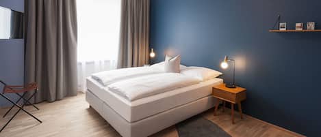 Apartment, 3 Bedrooms (spacy) | Desk, iron/ironing board, free WiFi, bed sheets