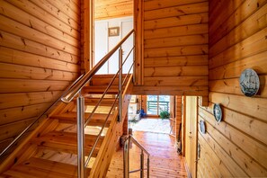 Chalet, 3 Bedrooms | Living area | 43-inch Smart TV with digital channels, fireplace, Netflix - Luxury Chalet Vila with amazing view (Kalavrita)