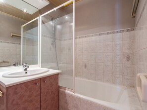 Hair dryer - Bright studio in the village, pets allowed (La Clusaz)