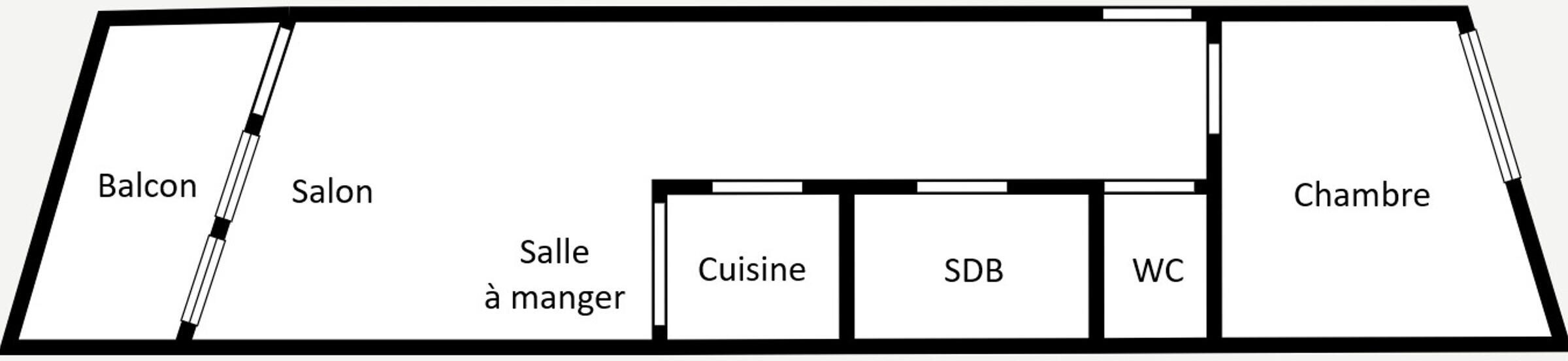 Plano de planta de un hotel con balcón, salón, comedor, cocina, baño privado, aseo y dormitorio.