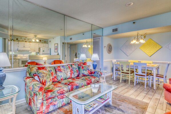 Fernseher, DVD-Player, Bücher