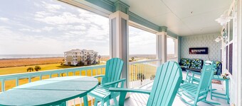 Condo adapté aux chiens avec piscine partagée, bain à remous et vue sur l'océan!