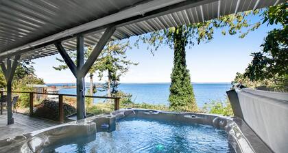 Vistas impecables del sonido completo con jacuzzi y mesa de billar