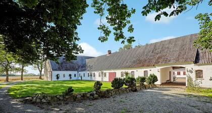 Bed and Breakfast Åløkke