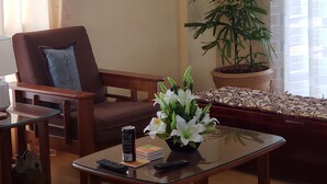 Unclassified image, 5 of 11, button - Penthouse overlooking the Ocean (Tacloban)