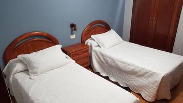 Chambre avec lits jumeaux | 1 chambre, Wi-Fi gratuit