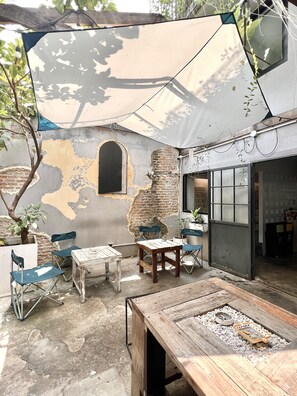 Exterior - Hobnob Hostel - Adults Only (Chiang Mai)