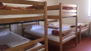 Economy Shared Dormitory - Cluny Séjour (Cluny)