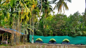 Outdoor dining - Camp Aloha by Getsetcamp (Palghar)