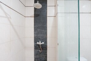 Dusche, Regendusche, Handtücher